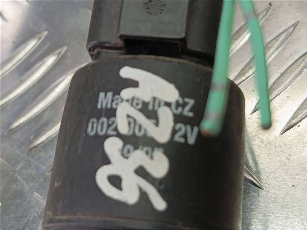 насос омывателя (моторчик) MITSUBISHI COLT  8260A021, 630 рублей, Москва