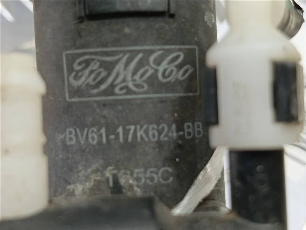 насос омывателя (моторчик) FORD Focus  2205506, 2360 рублей, Москва