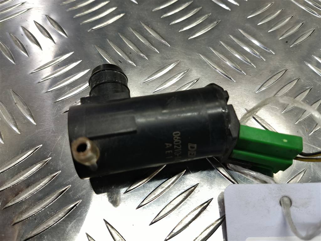 насос омывателя (моторчик) SUZUKI JIMNY 1.3 4WD MT (86 л.с.)Jimny  III рестайлинг (2005—2012) Внедорожник 38410-66113, 630 рублей, Москва