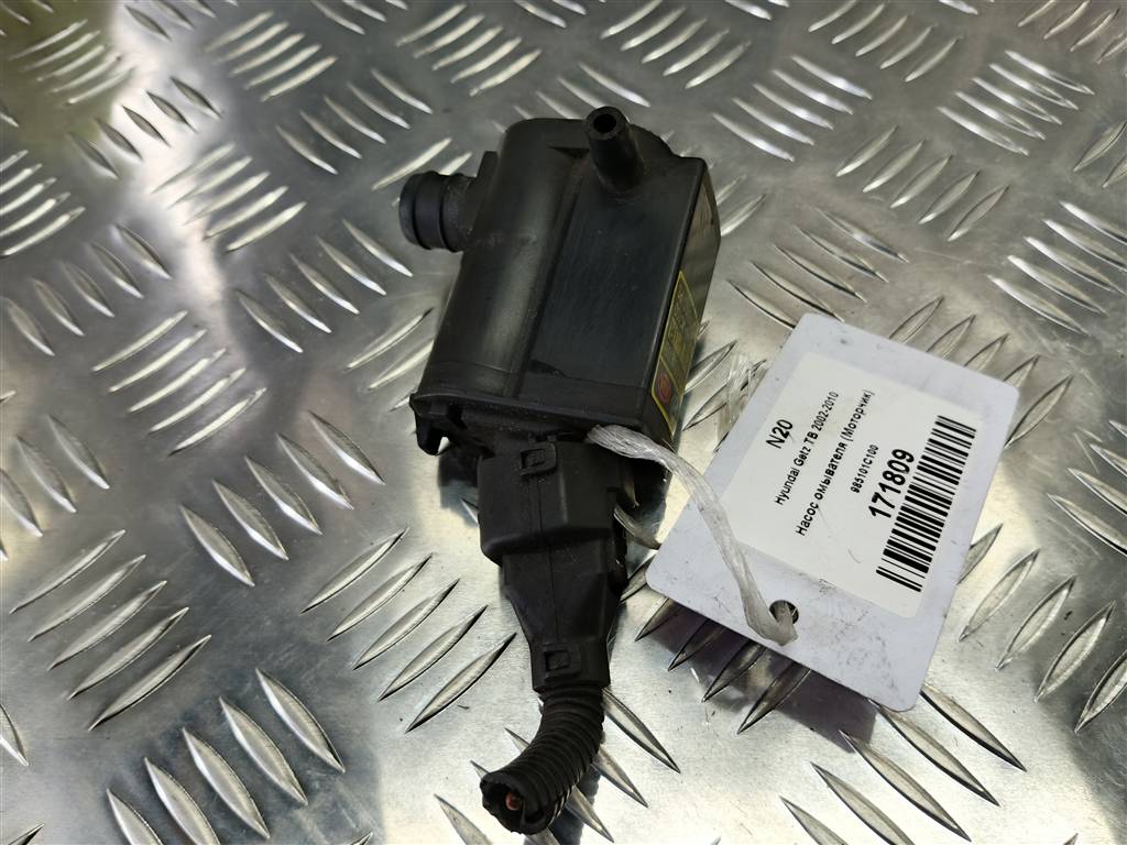 насос омывателя (моторчик) Hyundai GETZ 1.6 MT (105 л.с.)Getz  I рестайлинг (2005—2011) Хетчбэк 98510-1C100, 1440 рублей, Москва