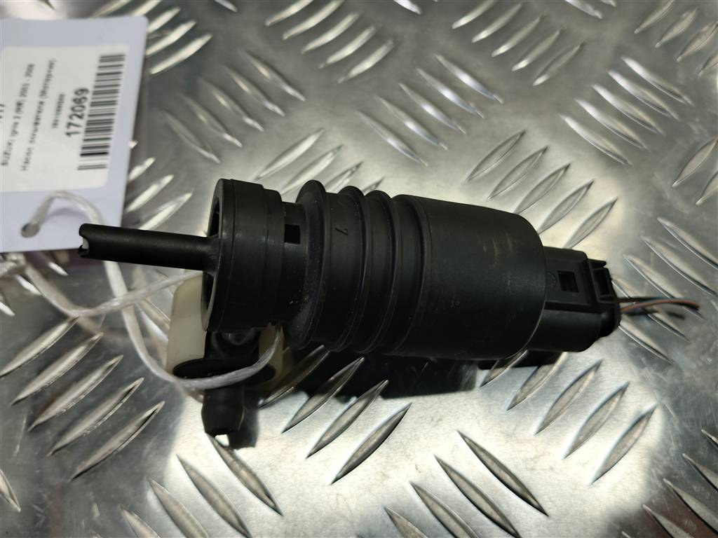 насос омывателя (моторчик) SUZUKI IGNIS 1.5 MT (99 л.с.)Ignis  II (2003—2008) Хетчбэк 3841086G00, 980 рублей, Москва