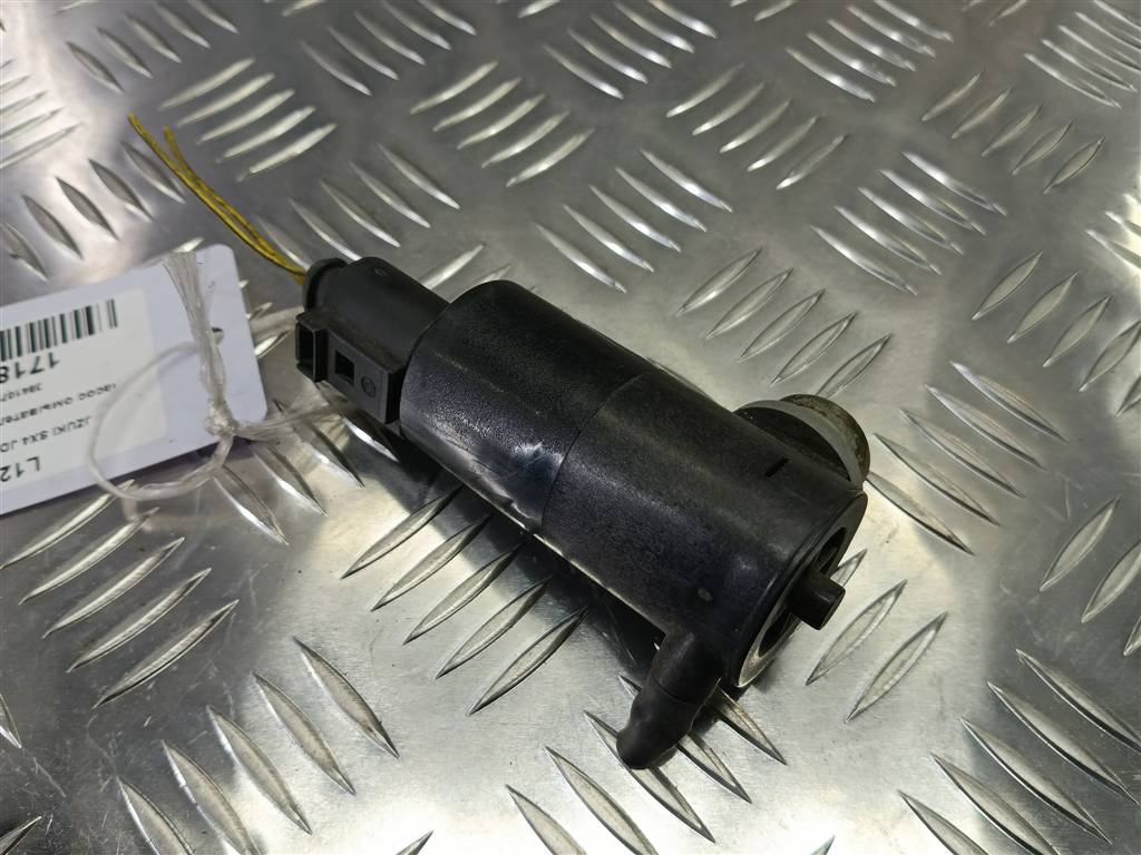 насос омывателя (моторчик) SUZUKI SX4 1.6 MT (125 л.с.)Swift  III (2004—2011) Хетчбэк 3841079J10, 2130 рублей, Москва