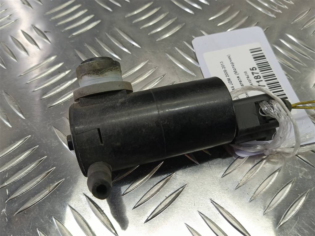 насос омывателя (моторчик) SUZUKI SX4 1.6 MT (125 л.с.)Swift  III (2004—2011) Хетчбэк 3841079J10, 2130 рублей, Москва