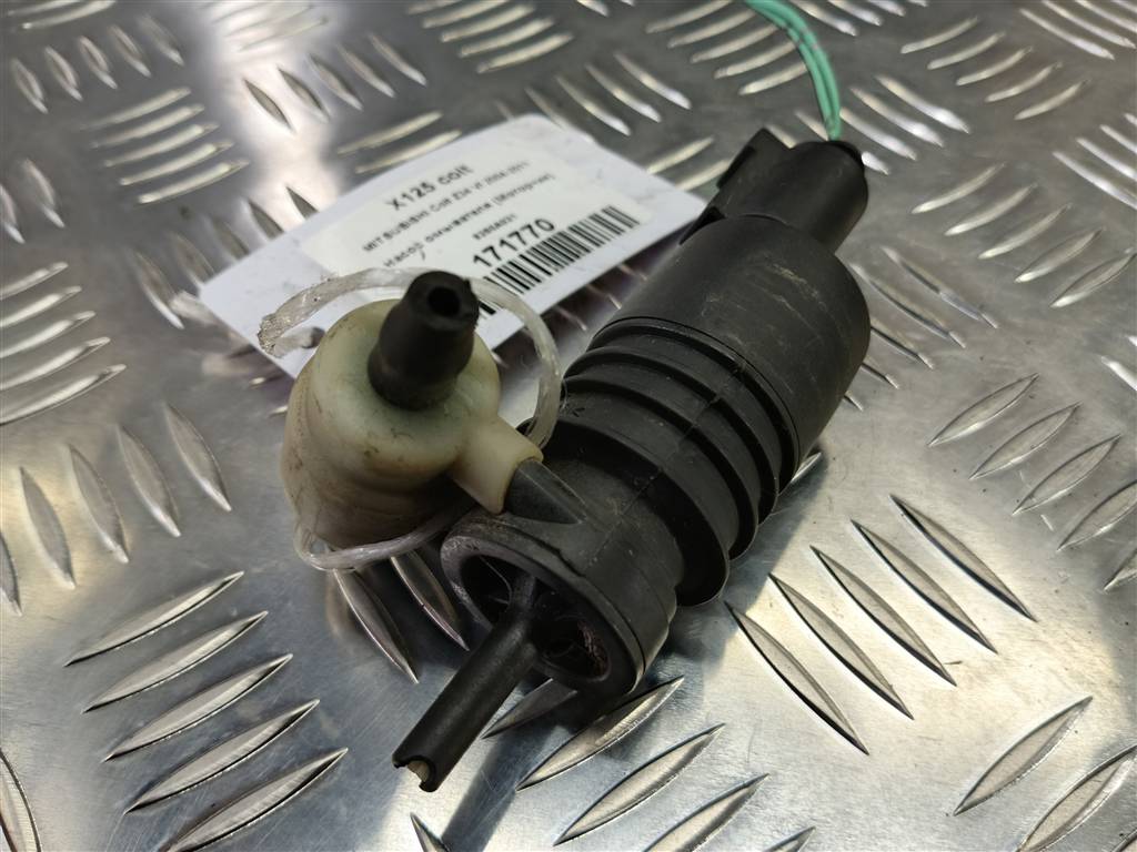 насос омывателя (моторчик) MITSUBISHI COLT  8260A021, 630 рублей, Москва