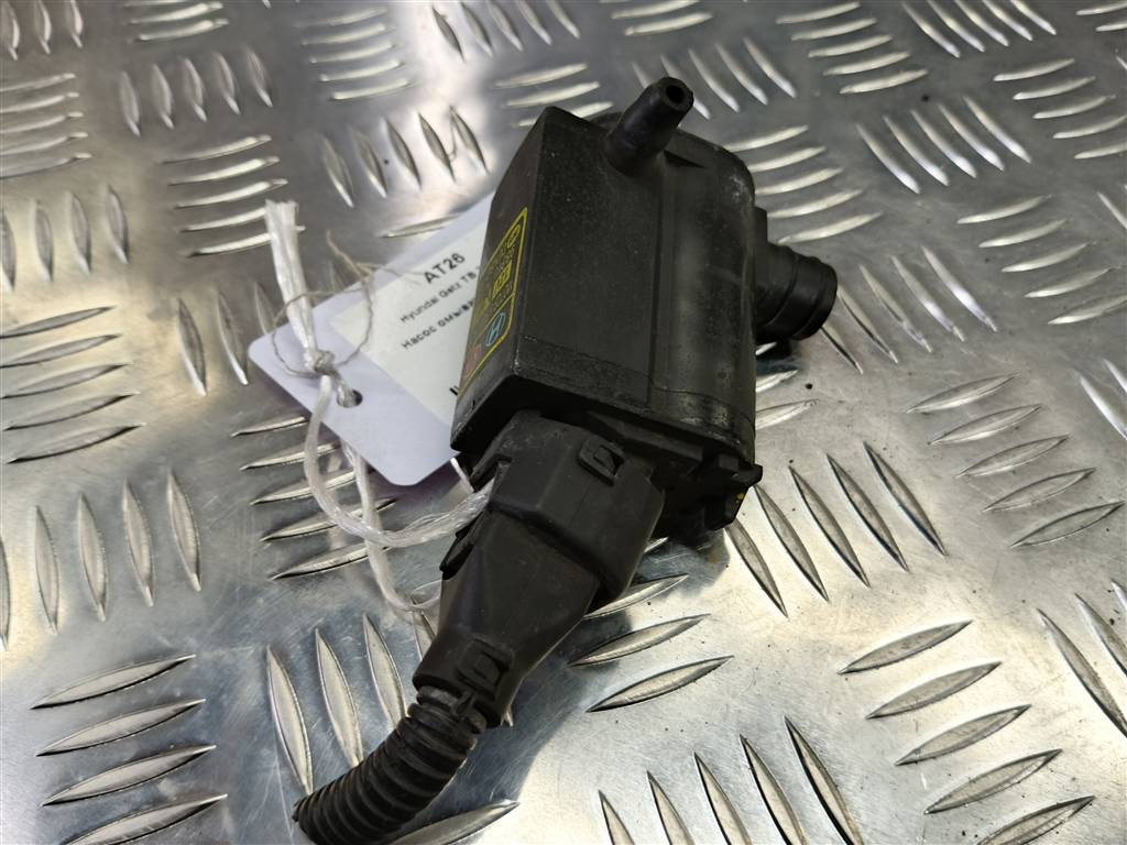 насос омывателя (моторчик) Hyundai GETZ 1.6 MT (105 л.с.)Getz  I рестайлинг (2005—2011) Хетчбэк 98510-1C100, 1440 рублей, Москва