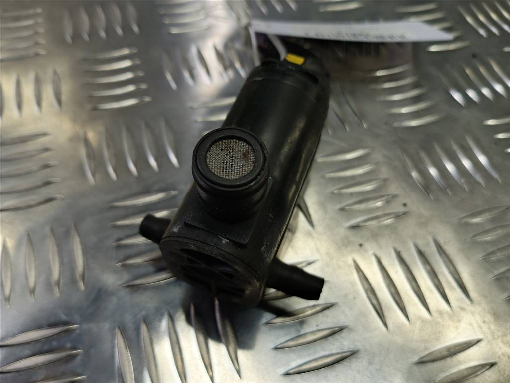 насос омывателя (моторчик) Hyundai GETZ 1.6 MT (105 л.с.)Getz  I рестайлинг (2005—2011) Хетчбэк 98510-1C100, 1440 рублей, Москва