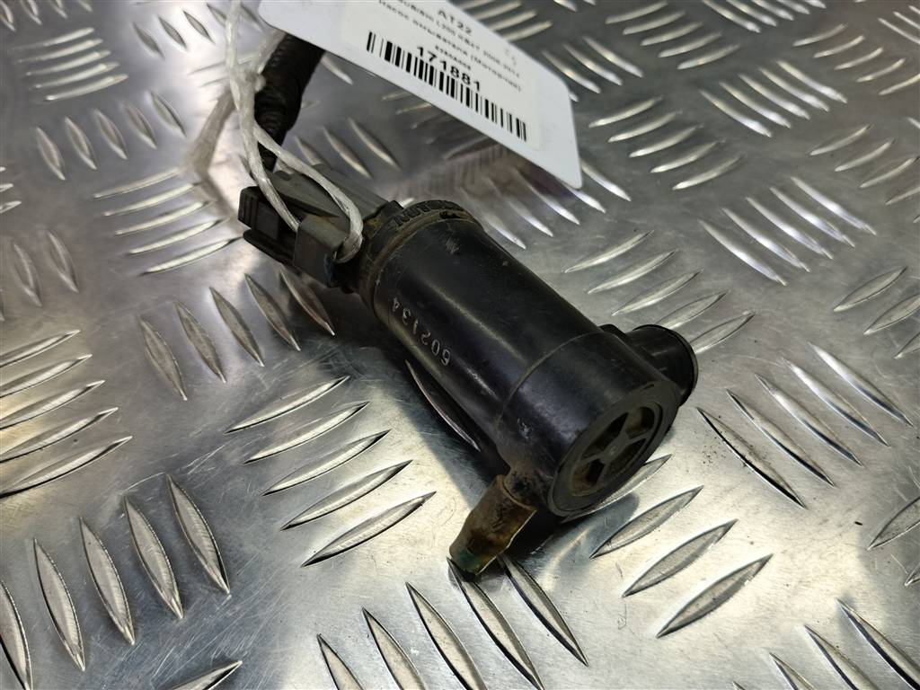 насос омывателя (моторчик) MITSUBISHI L200   8260A008, 1780 рублей, Москва