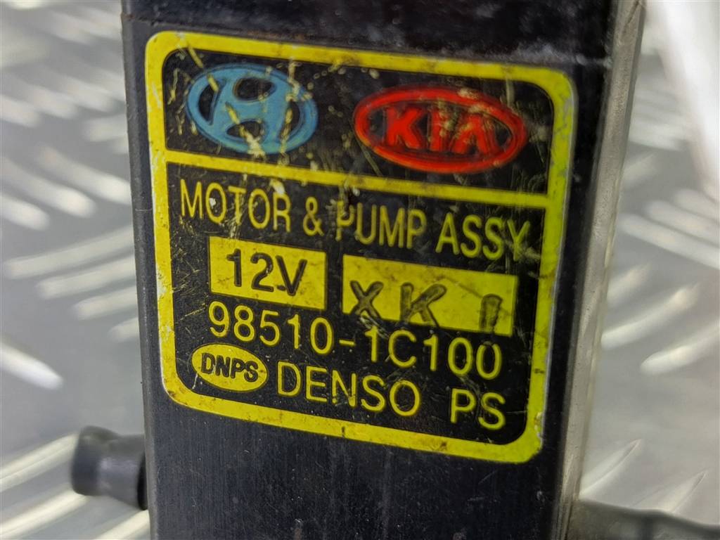 насос омывателя (моторчик) Hyundai GETZ 1.1 MT (66 л.с.)Getz  I рестайлинг (2005—2011) Хетчбэк 98510-1C100, 1440 рублей, Москва