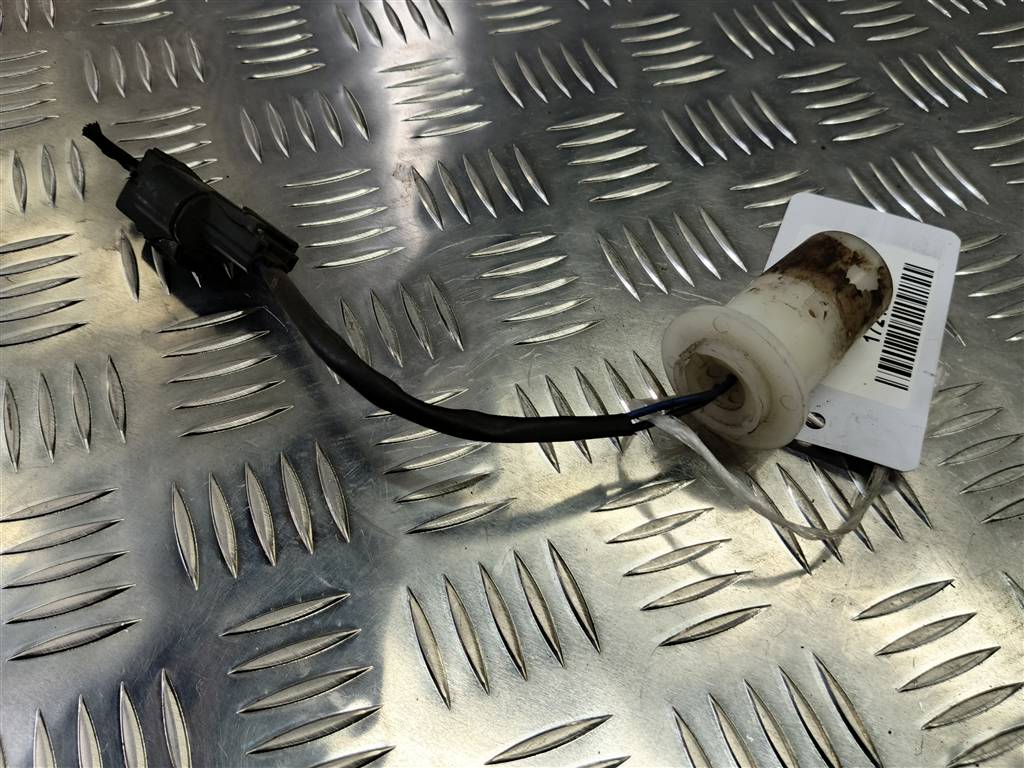 датчик уровня жидкости Hyundai SANTA FE  985203F000, 1440 рублей, Москва