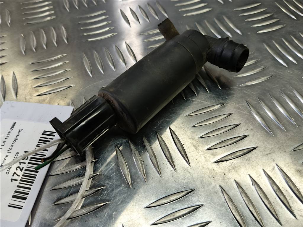 насос омывателя (моторчик) LAND ROVER FREELANDER 2.5 AT (177 л.с.)Freelander  I (1997—2003) Внедорожник DMC100550, 630 рублей, Москва