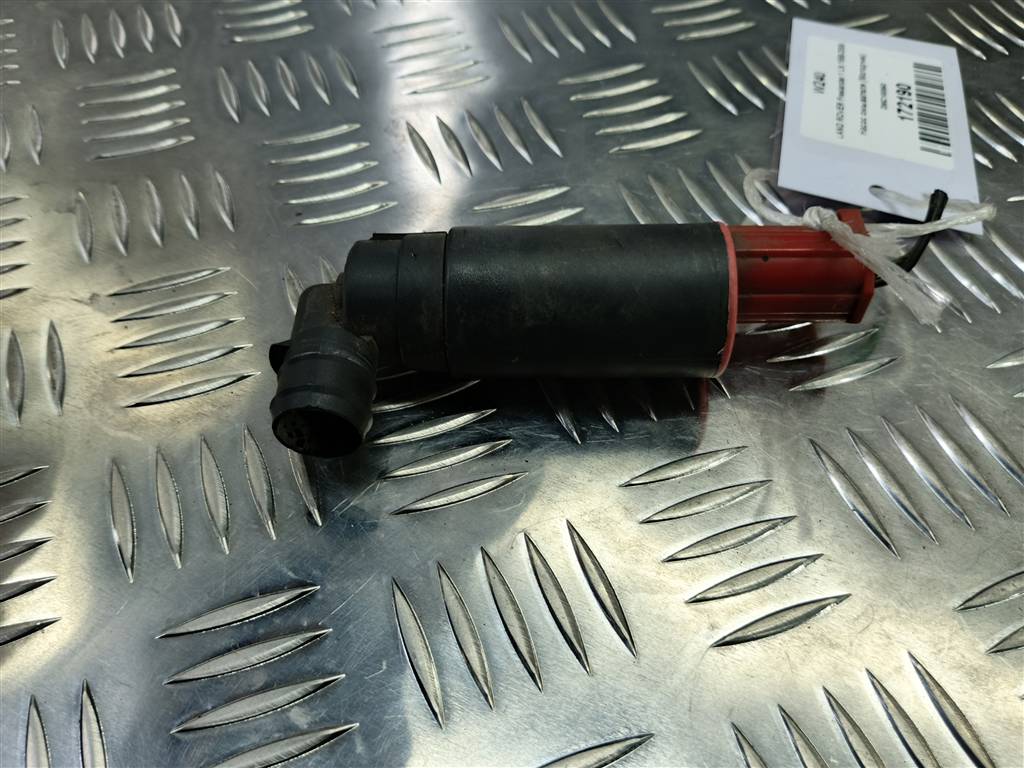 насос омывателя (моторчик) LAND ROVER FREELANDER 2.5 AT (177 л.с.)Freelander  I (1997—2003) Внедорожник DMC100540, 630 рублей, Москва