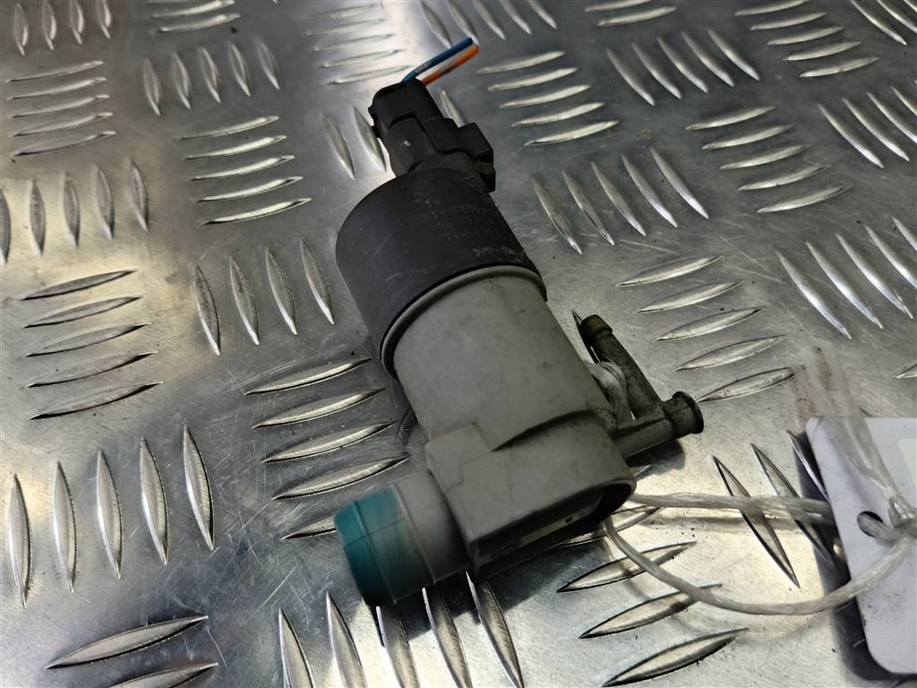 насос омывателя (моторчик) NISSAN NAVARA  28920-EB300, 520 рублей, Москва