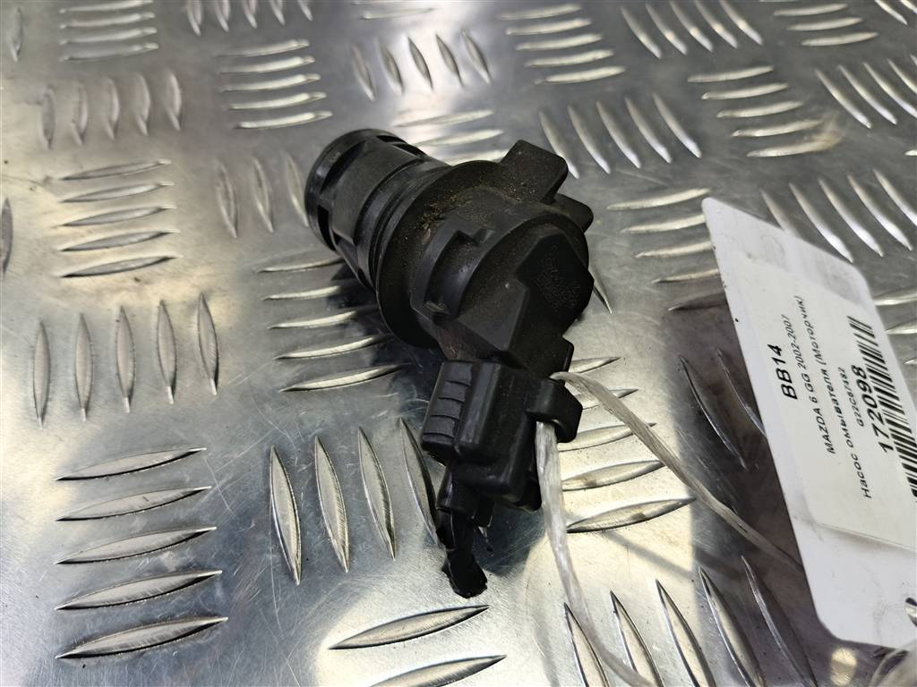 насос омывателя (моторчик) MAZDA 6  G22C-67-482, 1210 рублей, Москва