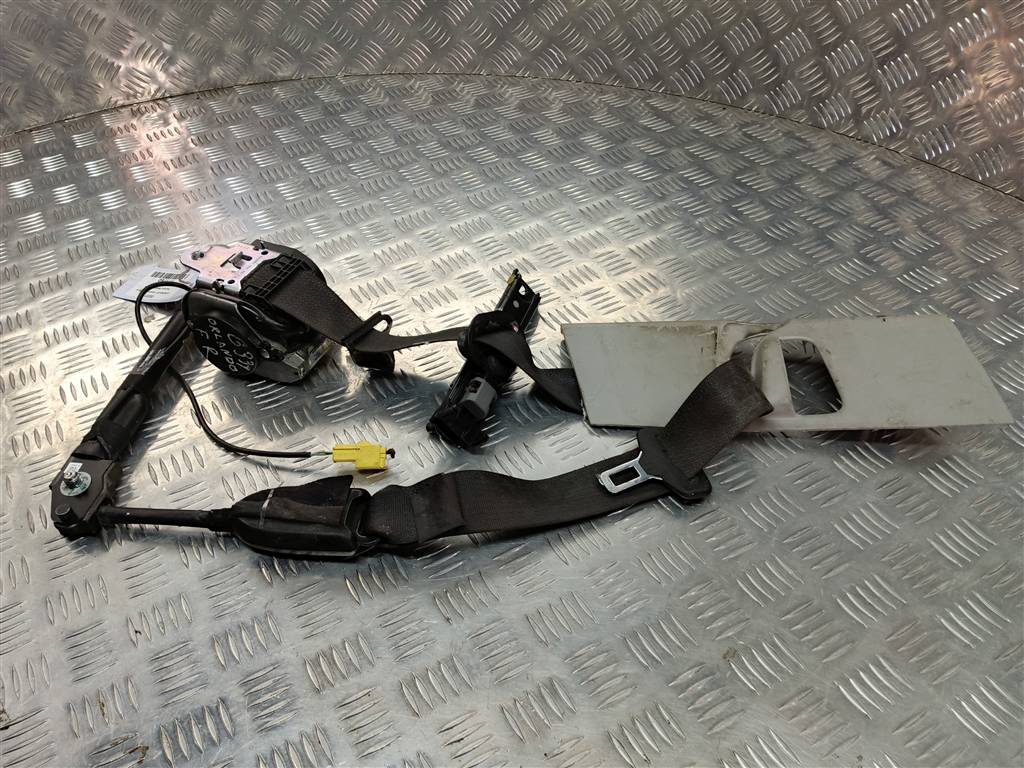 ремень безопасности CHEVROLET  ORLANDO 1.8 AT (141 л.с.)Orlando  I (2010—2018) Минивэн 13297103, 3279 рублей, Москва