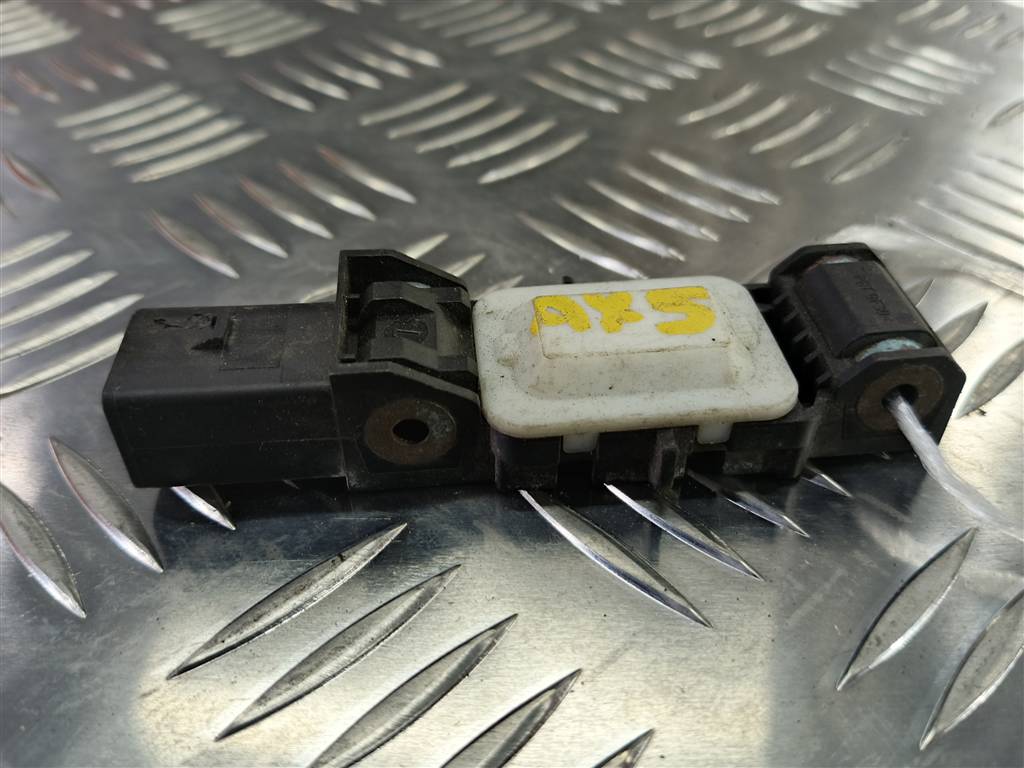 датчик удара (air bag) MITSUBISHI COLT  MR587418, 3279 рублей, Москва