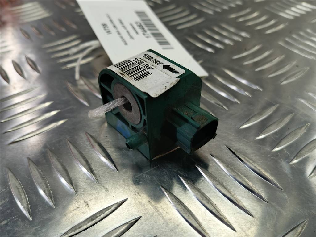 датчик удара (air bag) SUZUKI SX4 1.6 4WD MT (112 л.с.)SX4  I рестайлинг (2009—2014) Внедорожник 3893080J00, 4200 рублей, Москва