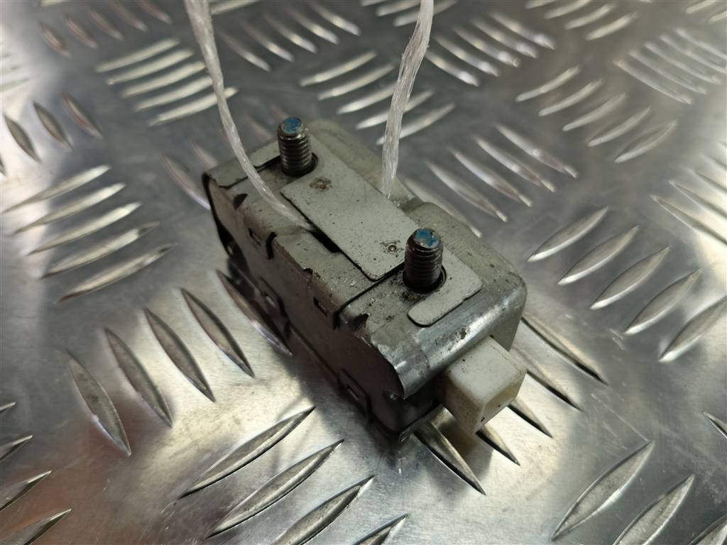 датчик удара (air bag) MITSUBISHI LANCER  MR587494, 630 рублей, Москва