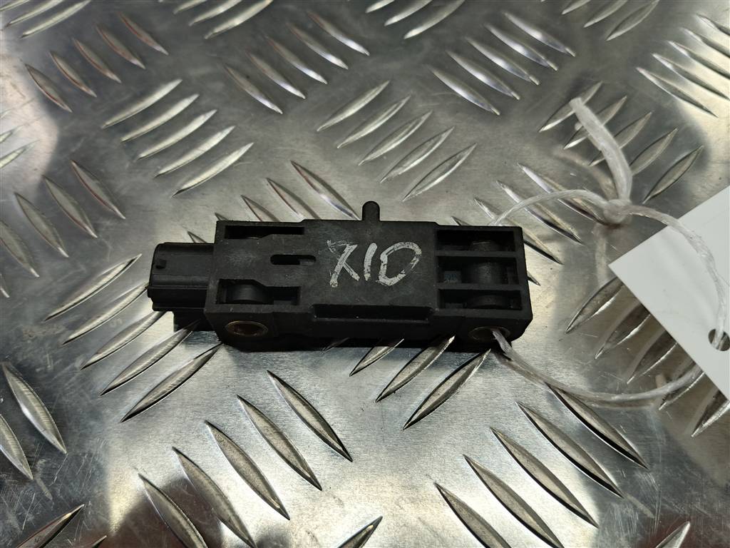 датчик удара (air bag) MITSUBISHI GRANDIS  MN141004, 520 рублей, Москва