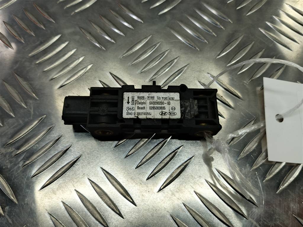 датчик удара (air bag) Hyundai TUCSON  959202E000, 520 рублей, Москва