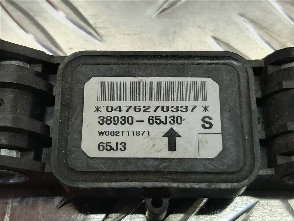 датчик удара (air bag) SUZUKI Grand Vitara 2.0 4WD MT (140 л.с.)Grand Vitara  II (2005—2008) Внедорожник 3893065J30, 520 рублей, Москва