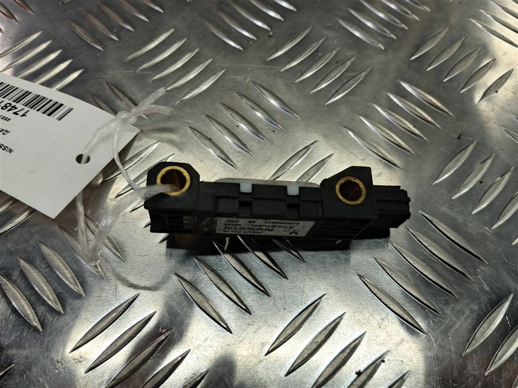 датчик удара (air bag) NISSAN PRIMERA  98830AY000, 6150 рублей, Москва