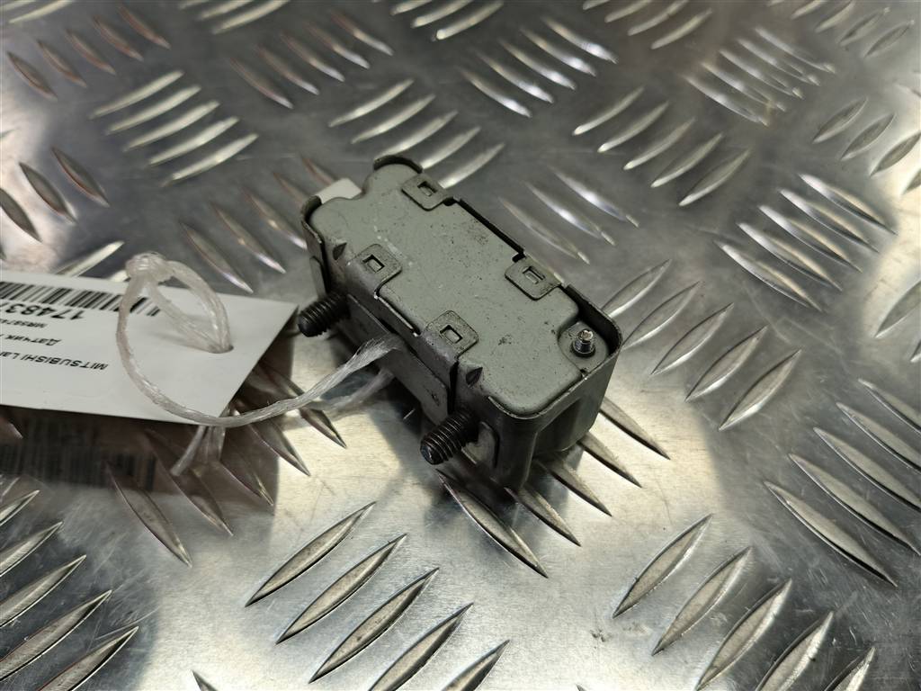 датчик удара (air bag) MITSUBISHI LANCER  MR587494, 630 рублей, Москва