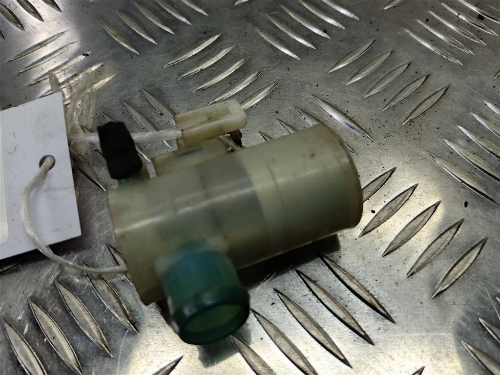 насос омывателя (моторчик) SUZUKI SX4 1.6 MT (125 л.с.)Swift  III (2004—2011) Хетчбэк 3841079J10, 2130 рублей, Москва