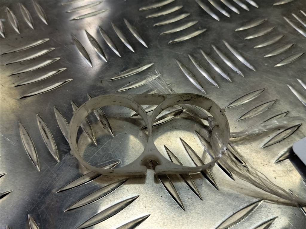 кронштейн насоса омывателя HONDA CR-V 2.0 AT (150 л.с.)CR-V  II (2001—2004) Внедорожник 38516SB0003, 520 рублей, Москва