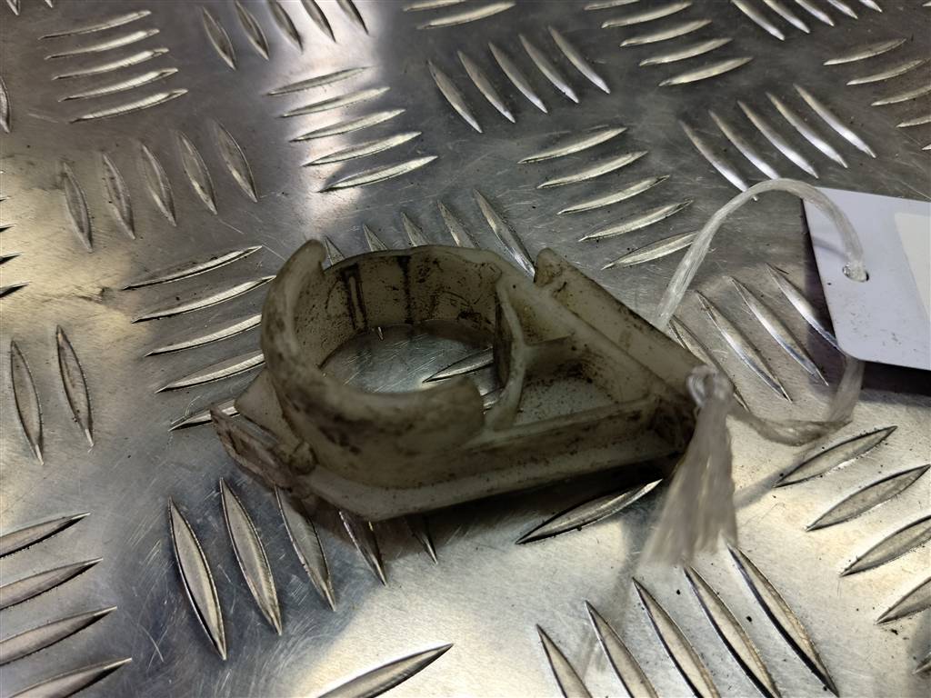 кронштейн насоса омывателя HONDA CR-V 2.0 AT (150 л.с.)CR-V  II (2001—2004) Внедорожник 76845SCAS01, 520 рублей, Москва