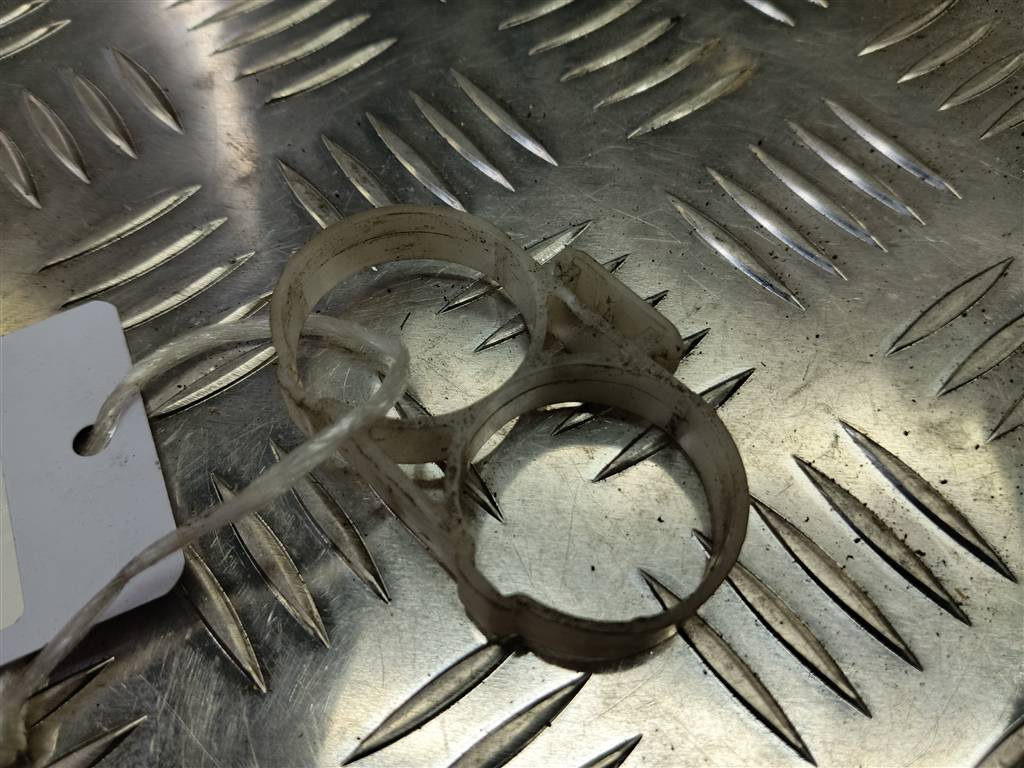 кронштейн насоса омывателя HONDA CR-V 2.0 AT (150 л.с.)CR-V  II (2001—2004) Внедорожник 76845S6DE01, 520 рублей, Москва