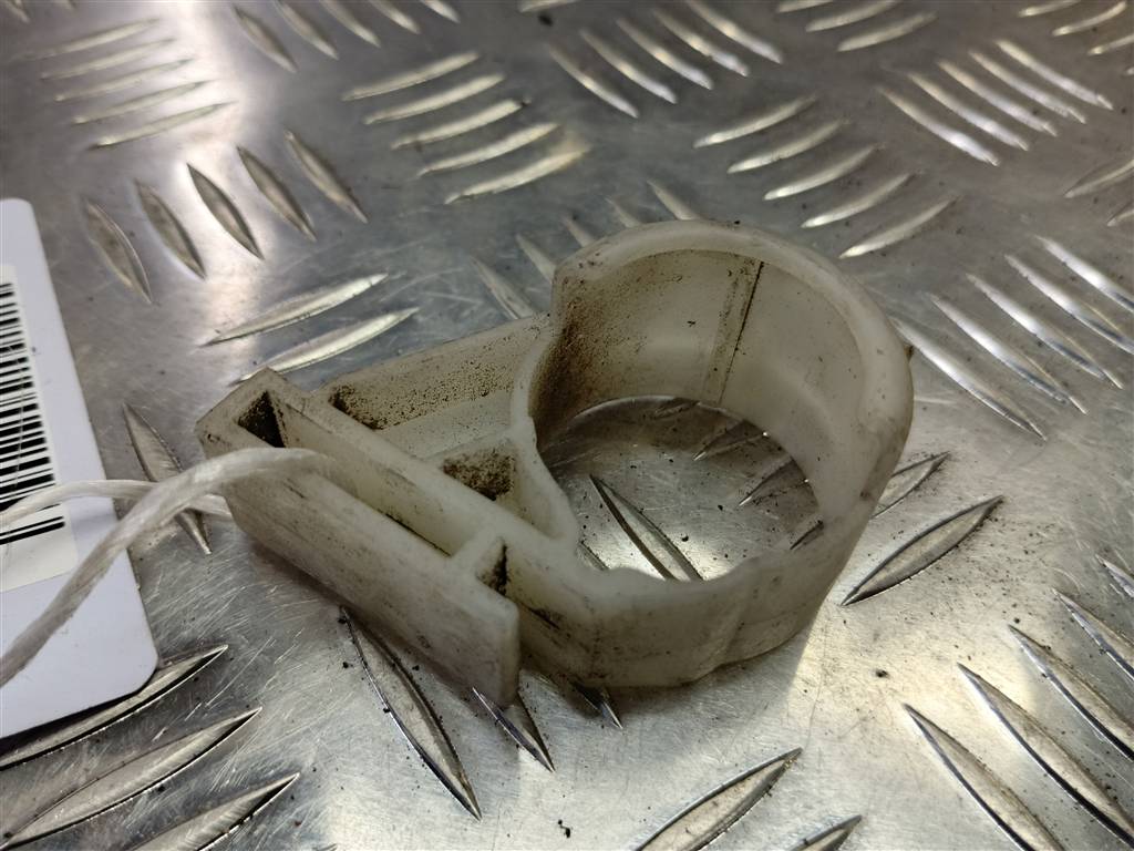 кронштейн насоса омывателя HONDA CR-V 2.0 AT (150 л.с.)CR-V  II (2001—2004) Внедорожник 76845SCAS01, 520 рублей, Москва