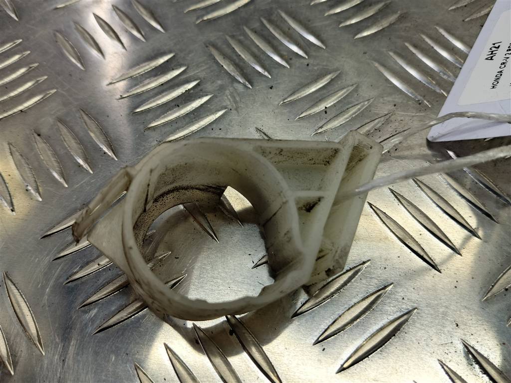 кронштейн насоса омывателя HONDA CR-V 2.0 AT (150 л.с.)CR-V  II (2001—2004) Внедорожник 76845SCAS01, 520 рублей, Москва