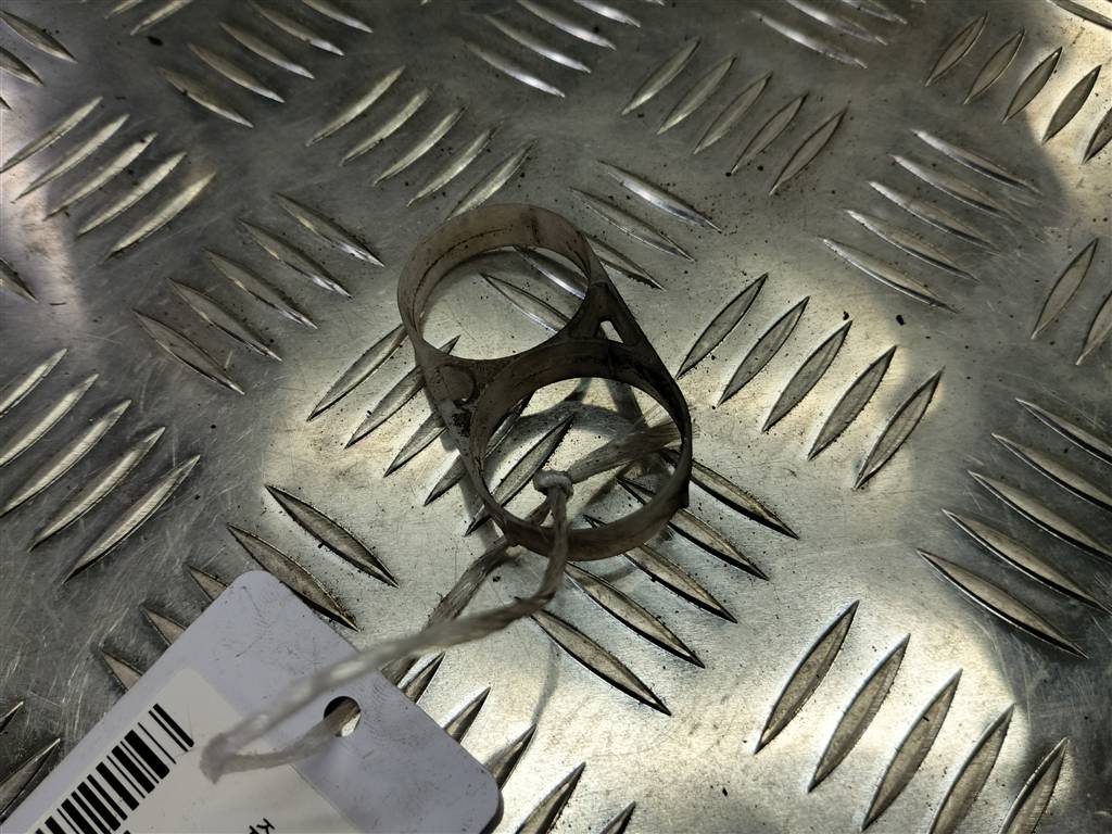 кронштейн насоса омывателя HONDA CR-V 2.0 AT (150 л.с.)CR-V  II (2001—2004) Внедорожник 38516SB0003, 520 рублей, Москва