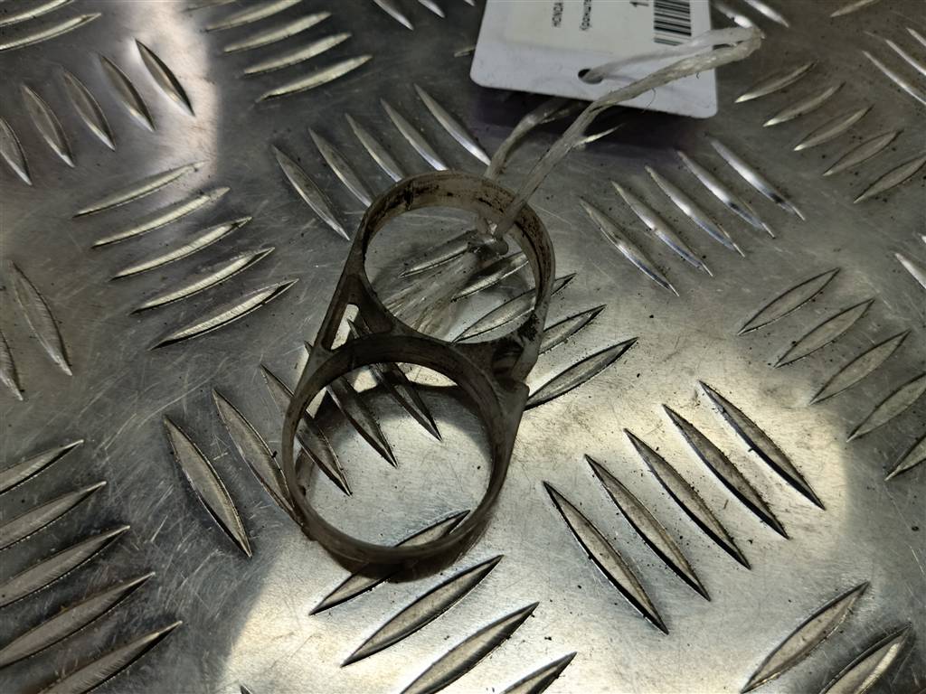 кронштейн насоса омывателя HONDA CR-V 2.0 AT (150 л.с.)CR-V  II (2001—2004) Внедорожник 38516SB0003, 520 рублей, Москва