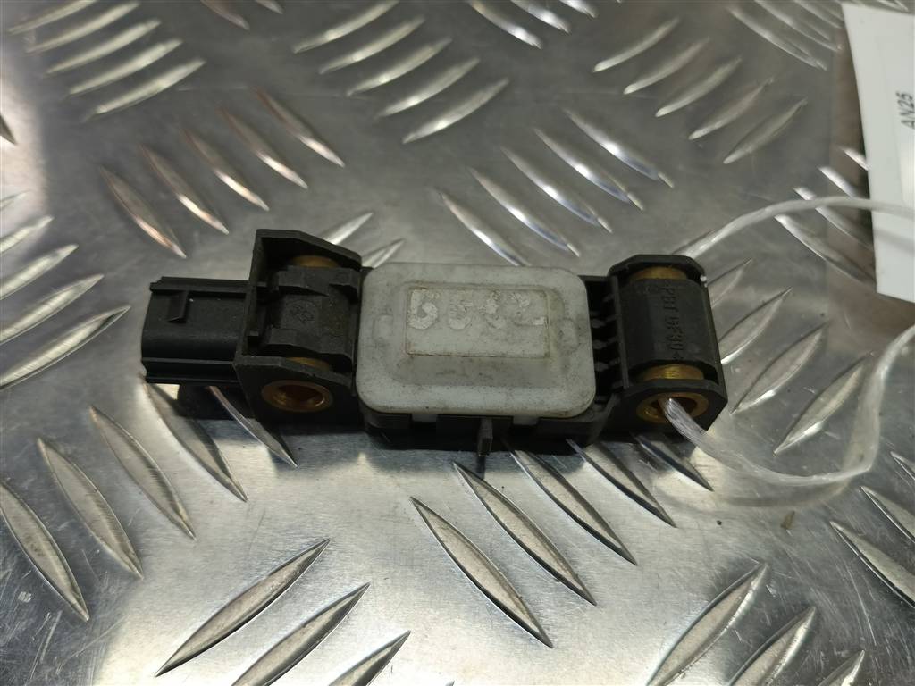 датчик удара (air bag) Hyundai TUCSON 2.0 CRDi AT (112 л.с.)Tucson  I (2004—2011) Внедорожник 959202E000, 520 рублей, Москва