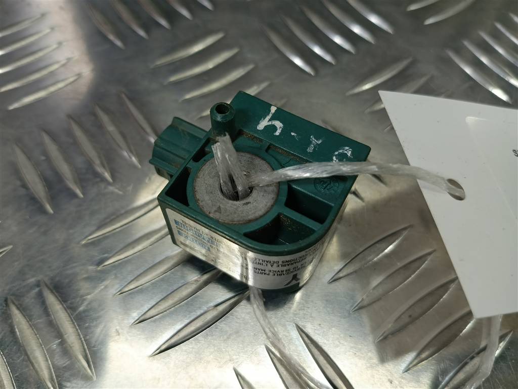 датчик удара (air bag) SUZUKI SX4 1.6 MT (125 л.с.)Swift  III (2004—2011) Хетчбэк 3893080J00, 4200 рублей, Москва