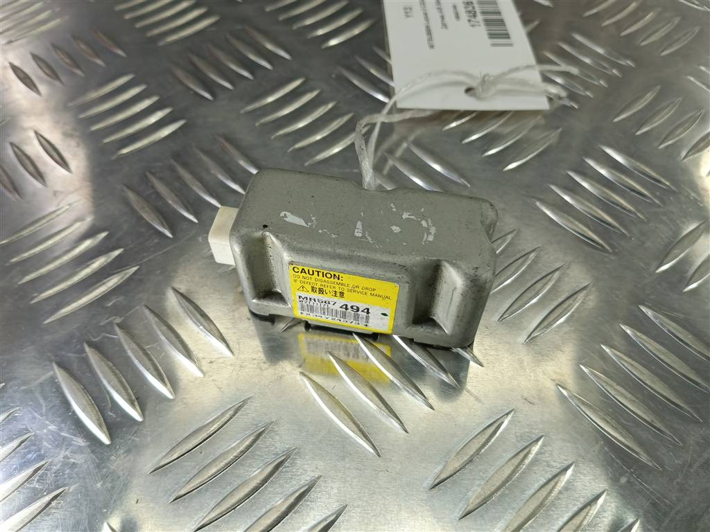 датчик удара (air bag) MITSUBISHI LANCER  MR587494, 630 рублей, Москва