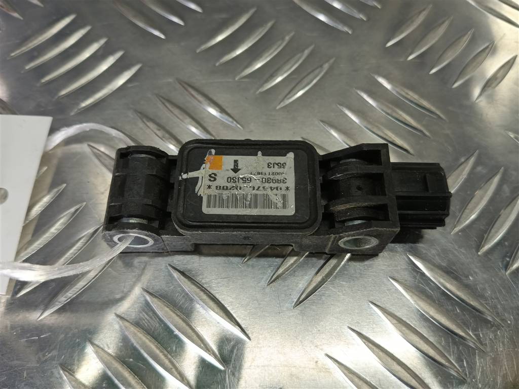 датчик удара (air bag) SUZUKI Grand Vitara 2.0 4WD MT (140 л.с.)Grand Vitara  II (2005—2008) Внедорожник 3893065J30, 520 рублей, Москва