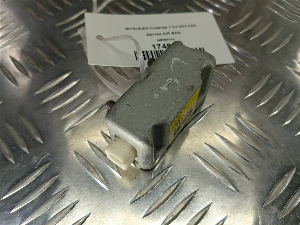 датчик удара (air bag) MITSUBISHI OUTLANDER  MR587735, 630 рублей, Москва
