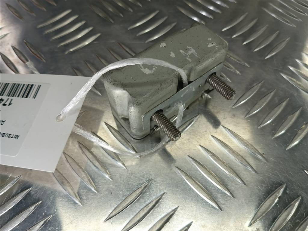 датчик удара (air bag) MITSUBISHI LANCER  8651A030, 520 рублей, Москва