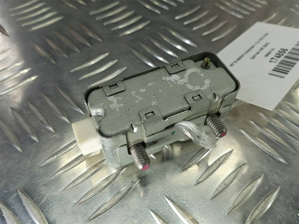 датчик удара (air bag) MITSUBISHI OUTLANDER  MR587735, 630 рублей, Москва