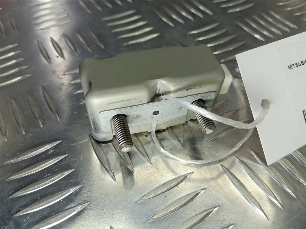 датчик удара (air bag) MITSUBISHI LANCER  8651A030, 520 рублей, Москва