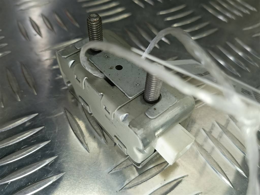 датчик удара (air bag) MITSUBISHI LANCER  8651A030, 520 рублей, Москва