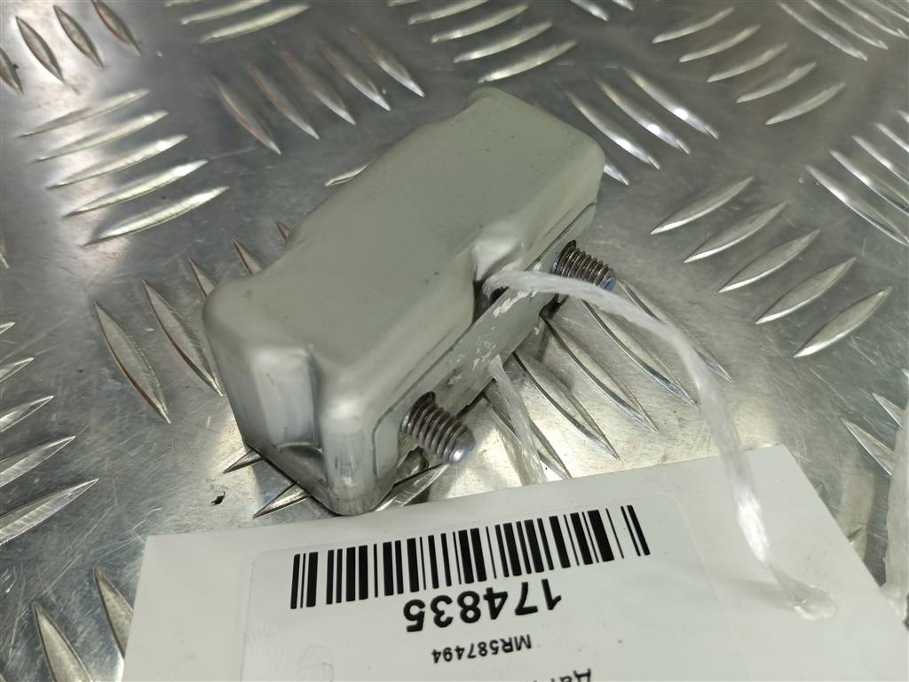 датчик удара (air bag) MITSUBISHI LANCER  MR587494, 630 рублей, Москва