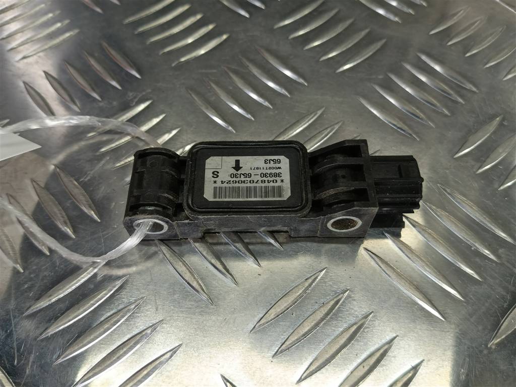датчик удара (air bag) SUZUKI Grand Vitara 2.0 4WD MT (140 л.с.)Grand Vitara  II (2005—2008) Внедорожник 3893065J30, 520 рублей, Москва