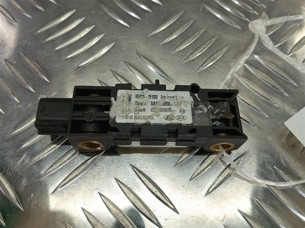 датчик удара (air bag) Hyundai TUCSON  959202E000, 520 рублей, Москва