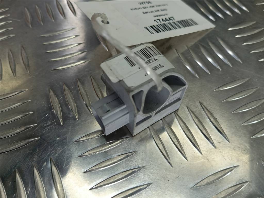 датчик удара (air bag) SUZUKI SX4 1.6 4WD MT (112 л.с.)SX4  I рестайлинг (2009—2014) Внедорожник 3893080J10, 630 рублей, Москва