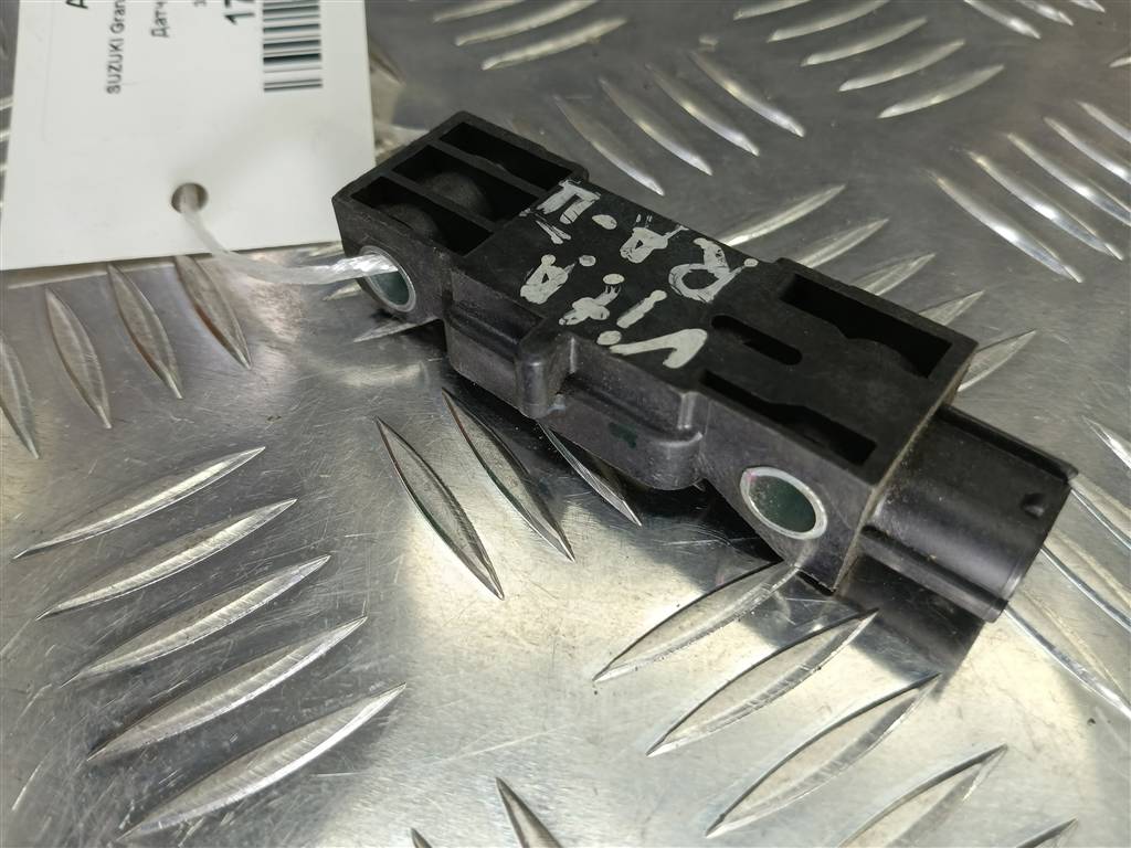 датчик удара (air bag) SUZUKI Grand Vitara 2.0 4WD MT (140 л.с.)Grand Vitara  II (2005—2008) Внедорожник 3893065J30, 520 рублей, Москва