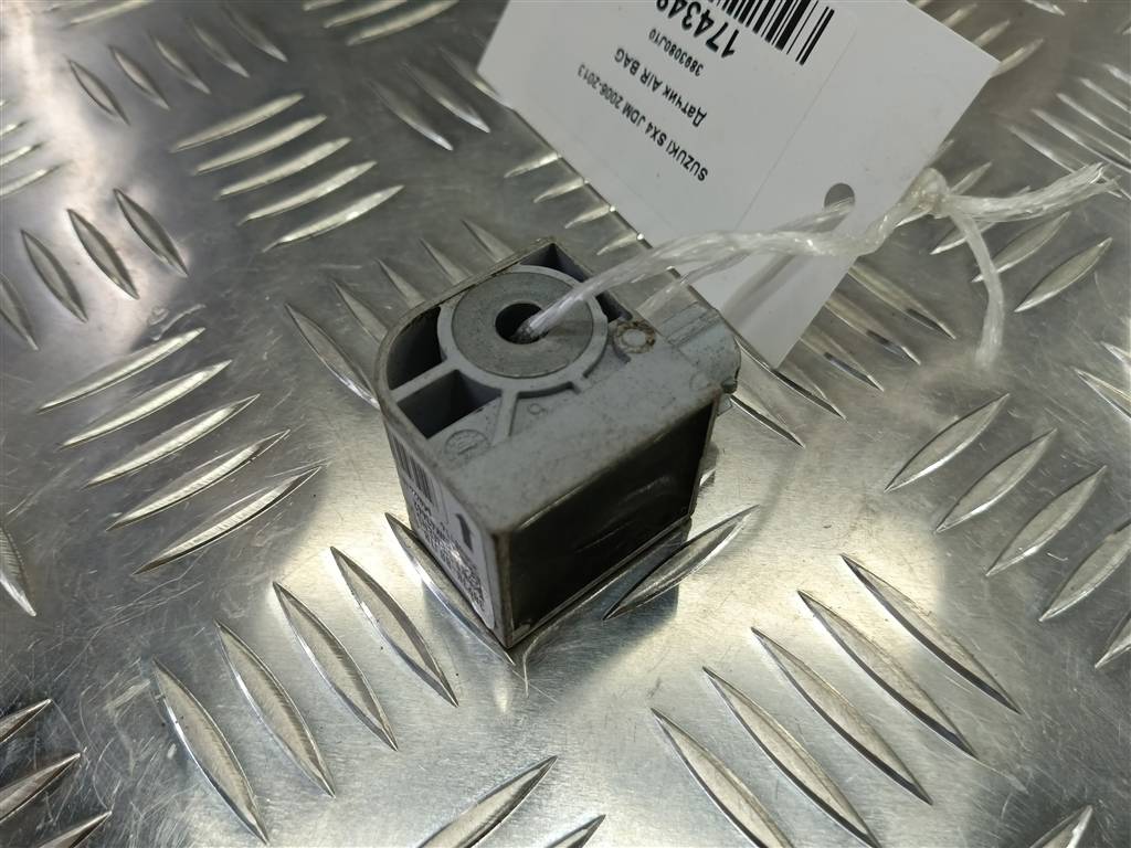 датчик удара (air bag) SUZUKI SX4  3893080J10, 630 рублей, Москва