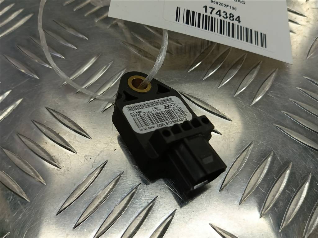 датчик удара (air bag) Hyundai GETZ  95920-2F100, 520 рублей, Москва